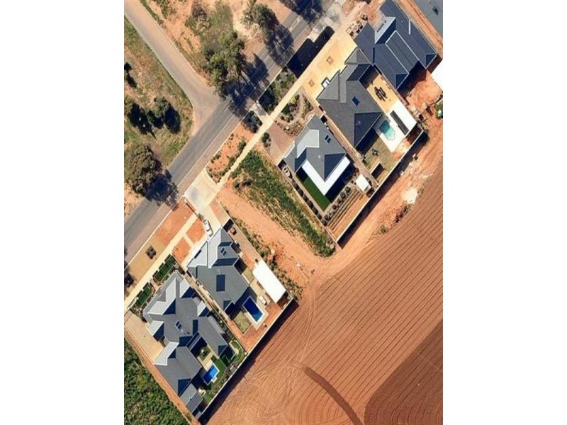 818 Sandilong Avenue, Irymple VIC 3498