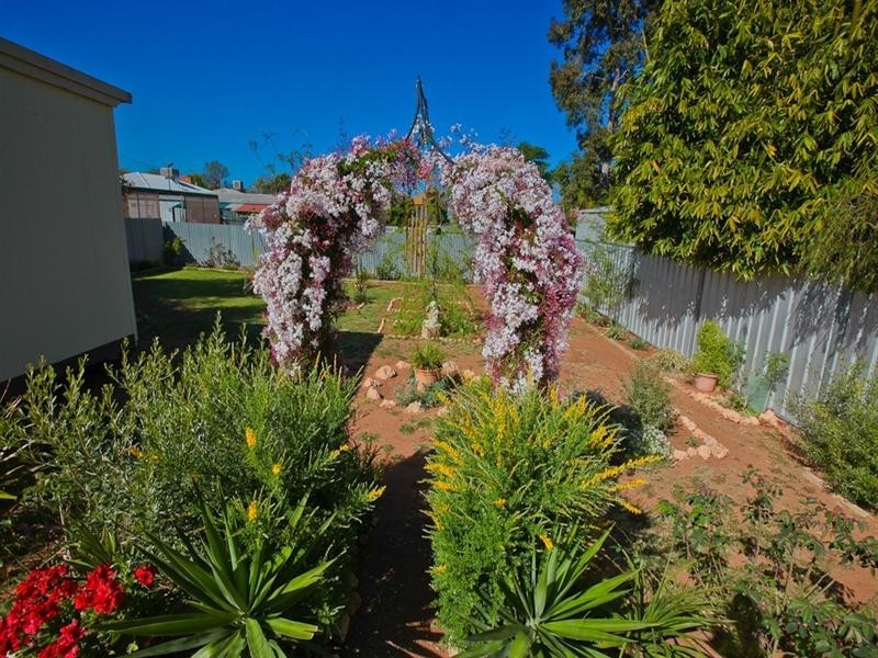 21 Loddon Avenue, Red Cliffs VIC 3496