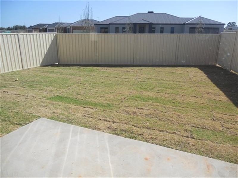 8 Immacolata Rise, Red Cliffs VIC 3496