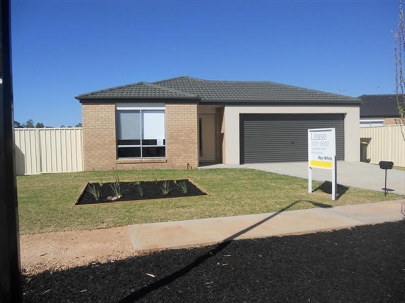 4 Cufari Drive, Red Cliffs VIC 3496