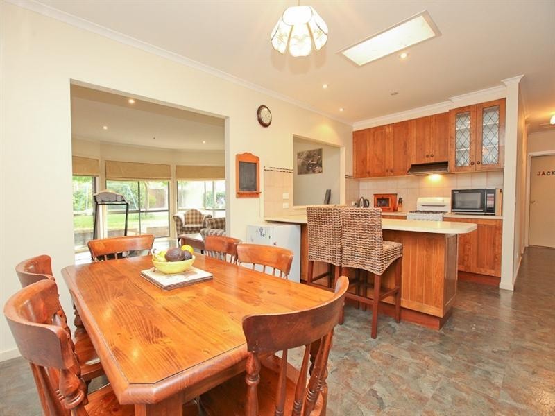 8 Chaffey Park Drive, Merbein VIC 3505