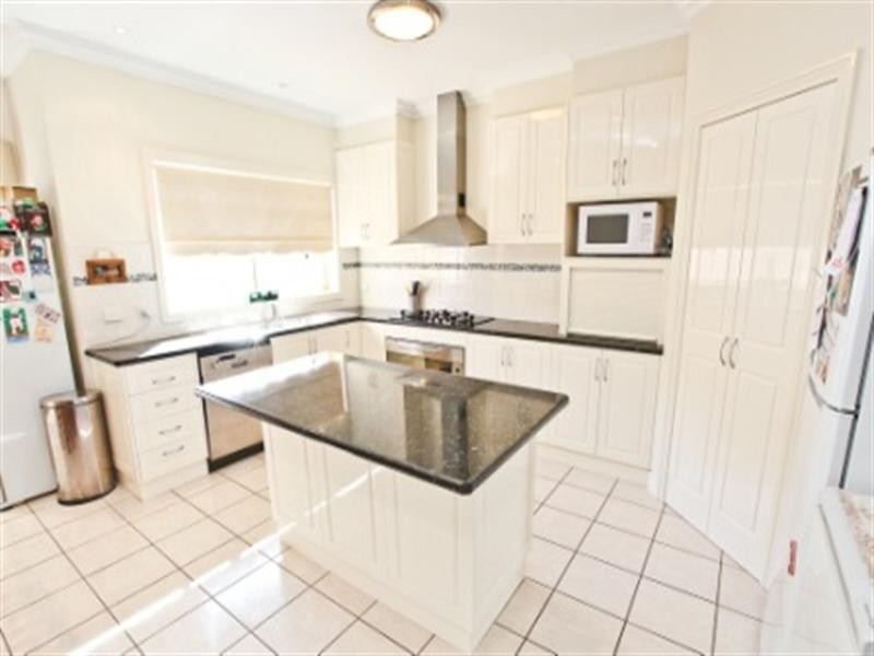 8 Jordan Avenue, Mildura VIC 3500