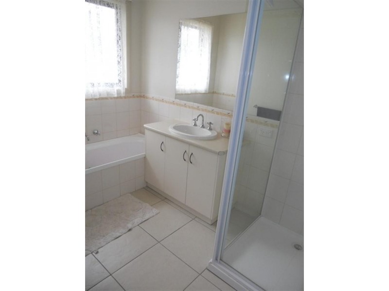 2 Canterbury Drive, Mildura VIC 3500