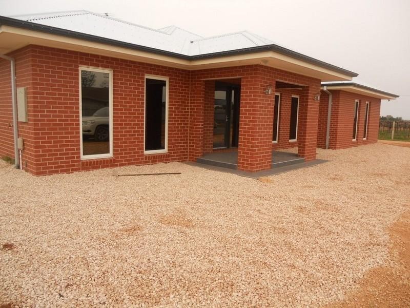 598 Irymple Avenue, Mildura VIC 3500