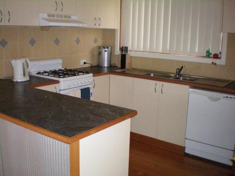 4 Oak Avenue, Mildura VIC 3500