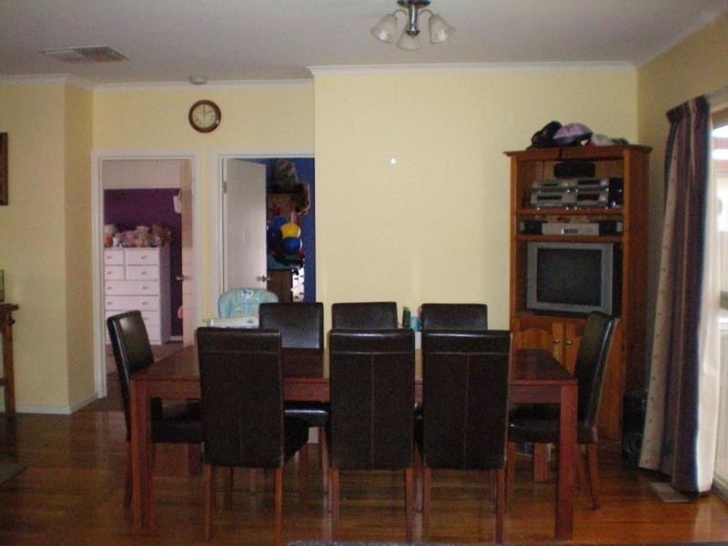 4 Oak Avenue, Mildura VIC 3500