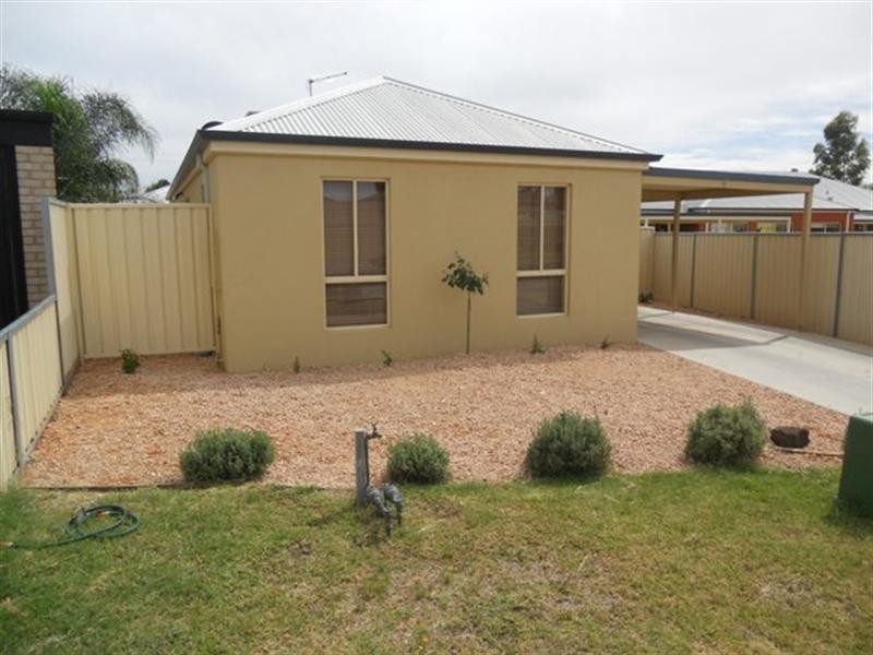 4 Rosedale Court, Mildura VIC 3500