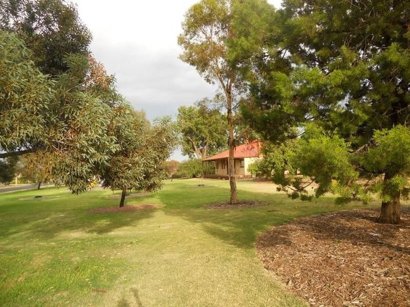 5 Nicholls Court, Red Cliffs VIC 3496