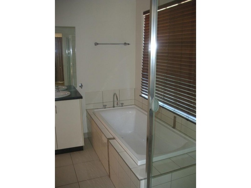 7 Burdekin Court, Red Cliffs VIC 3496