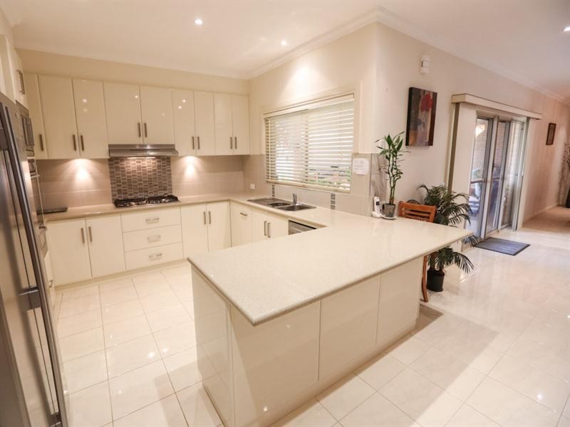 2 Roy Harwood Drive, Irymple VIC 3498