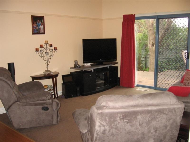 25 Victoria Street, Rochester VIC 3561