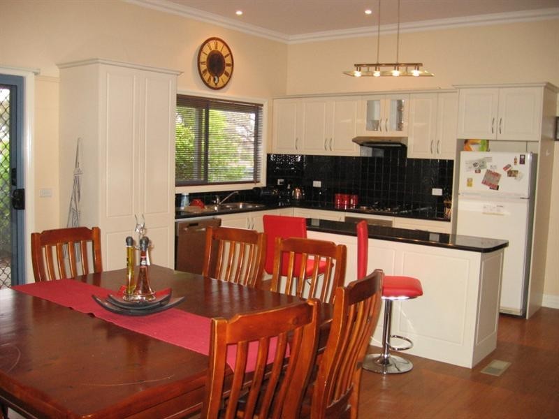 25 Victoria Street, Rochester VIC 3561