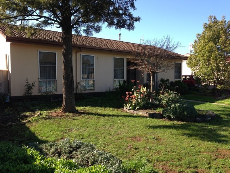 9 Johnson Street, Rochester VIC 3561