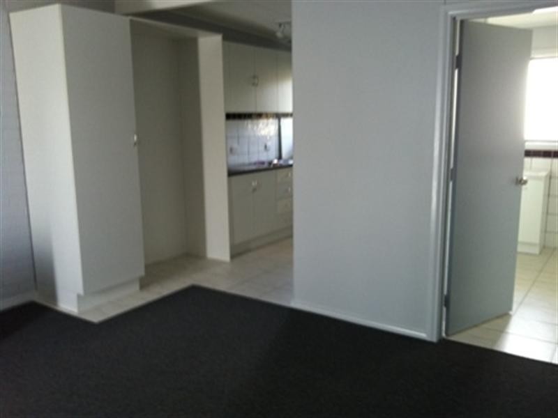 2/12 Echuca Road, Rochester VIC 3561