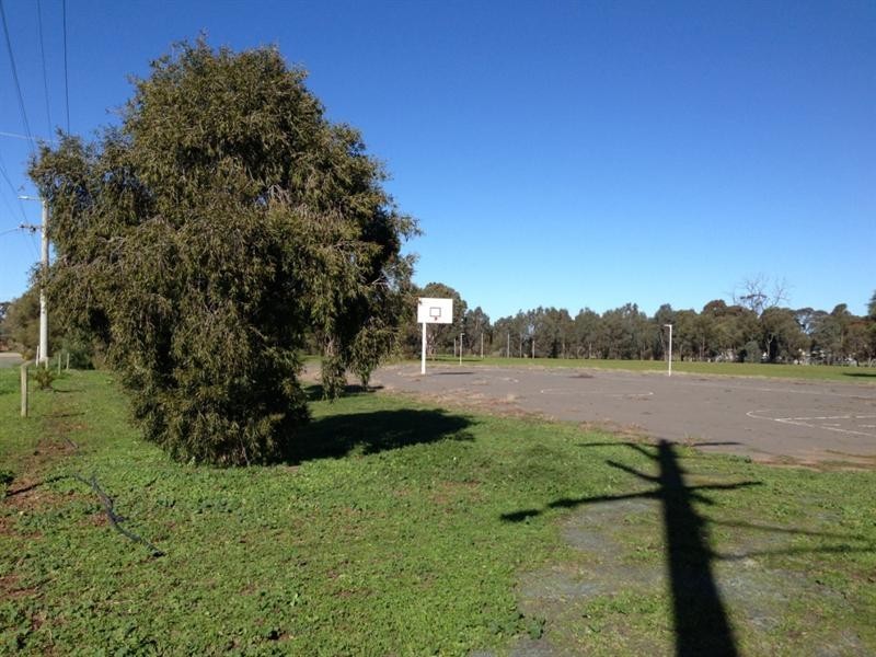 2-20 Morton Street, Rochester VIC 3561