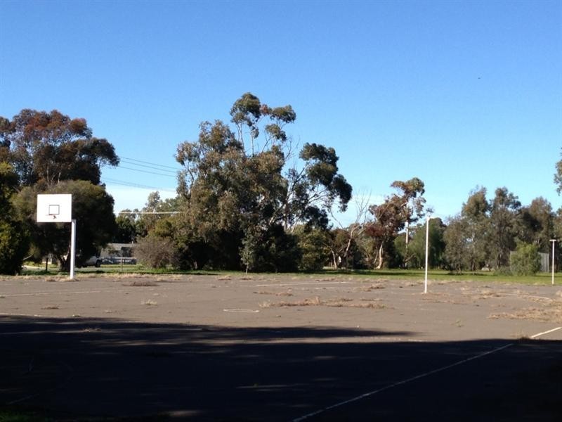 2-20 Morton Street, Rochester VIC 3561