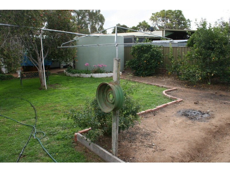 25 Edward Street, Rochester VIC 3561
