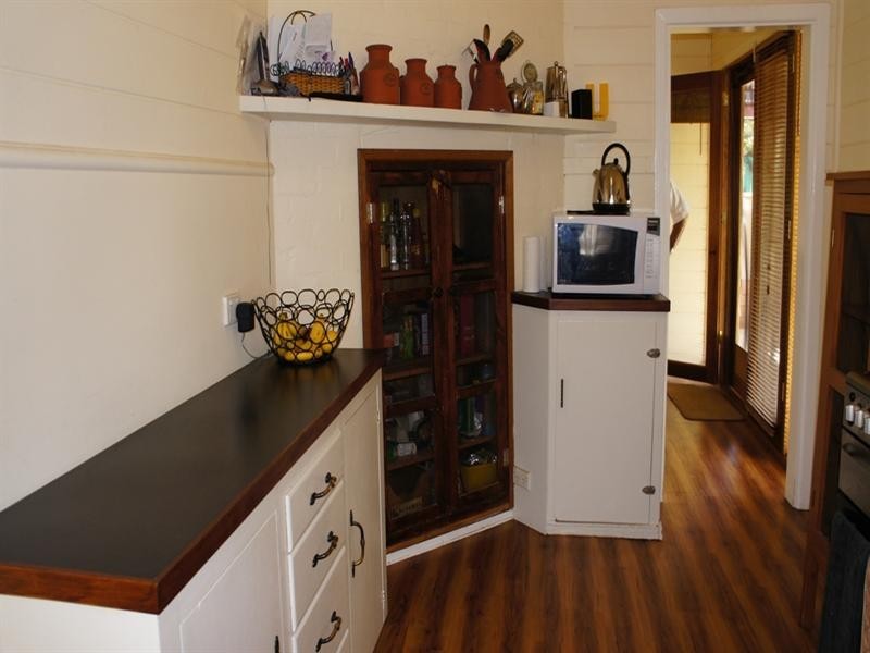 11 Dudley Street, Rochester VIC 3561