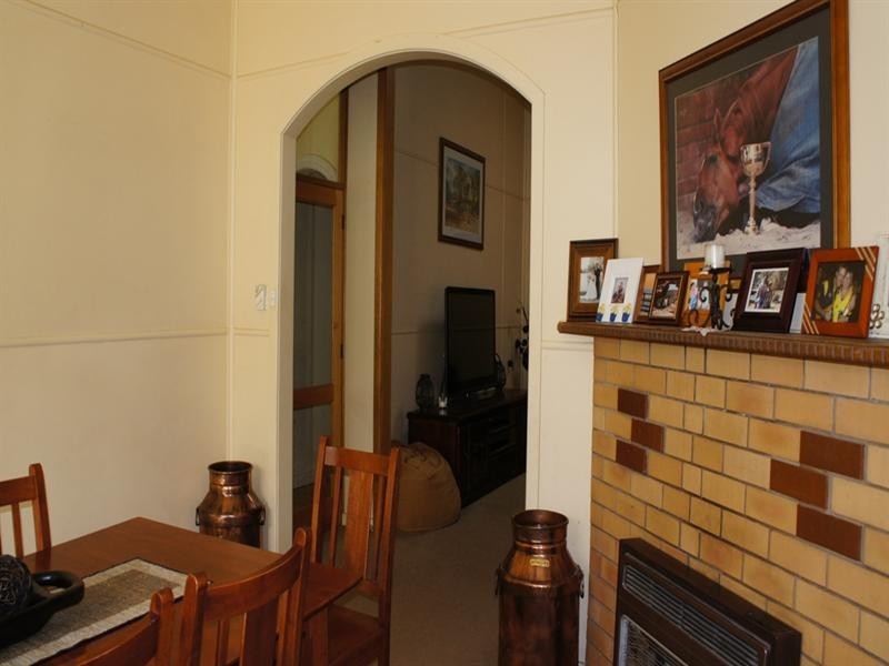 11 Dudley Street, Rochester VIC 3561