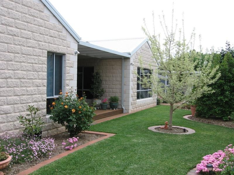 7 Leahy Court, Rochester VIC 3561