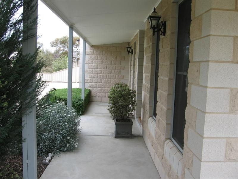 7 Leahy Court, Rochester VIC 3561