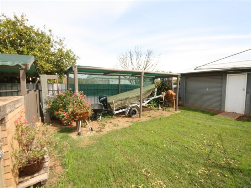 18 Archibald Street, Lockington VIC 3563