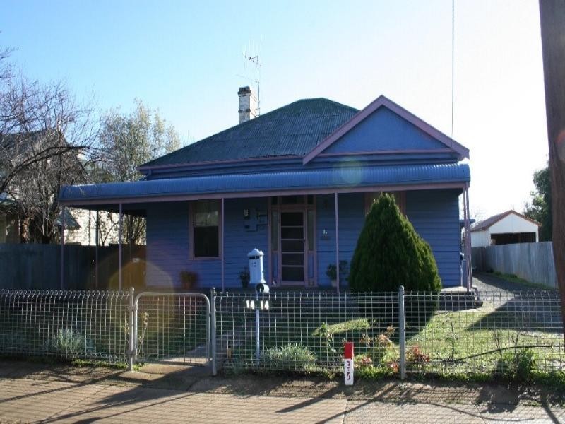 14 McKenzie Street, Rochester VIC 3561