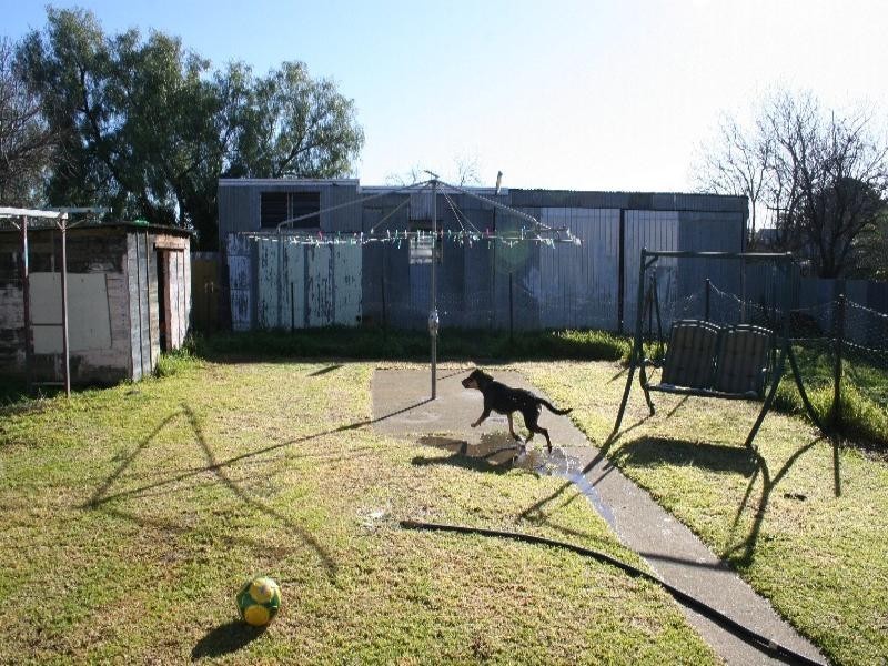 14 McKenzie Street, Rochester VIC 3561