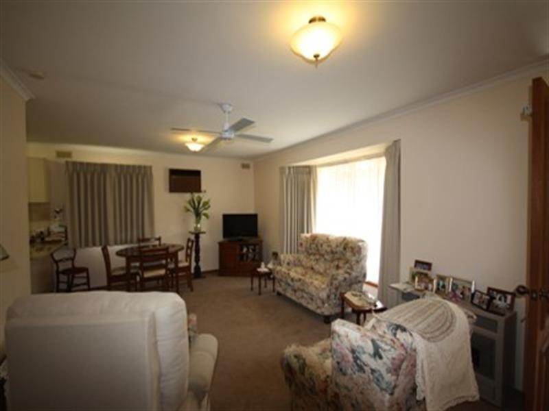 2/29 Mackay Street, Rochester VIC 3561