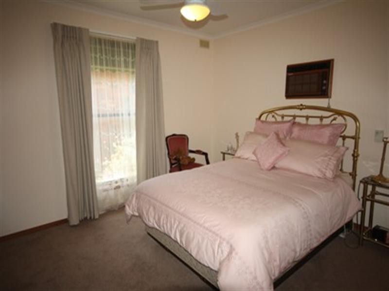 2/29 Mackay Street, Rochester VIC 3561