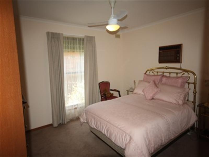 2/29 Mackay Street, Rochester VIC 3561