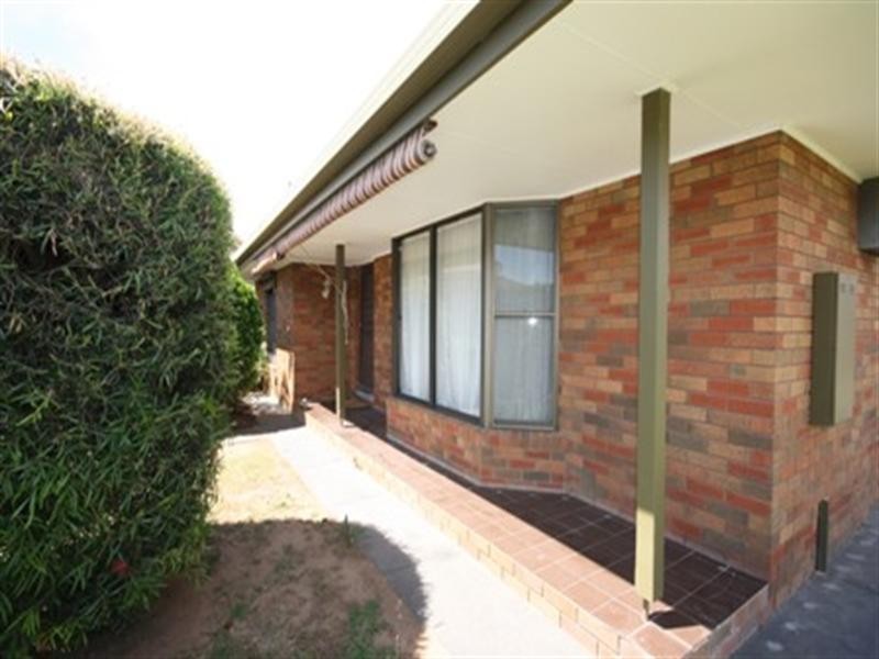 2/29 Mackay Street, Rochester VIC 3561