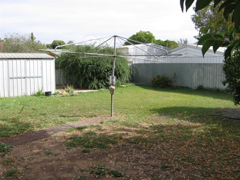 6 Hopetoun Street, Rochester VIC 3561