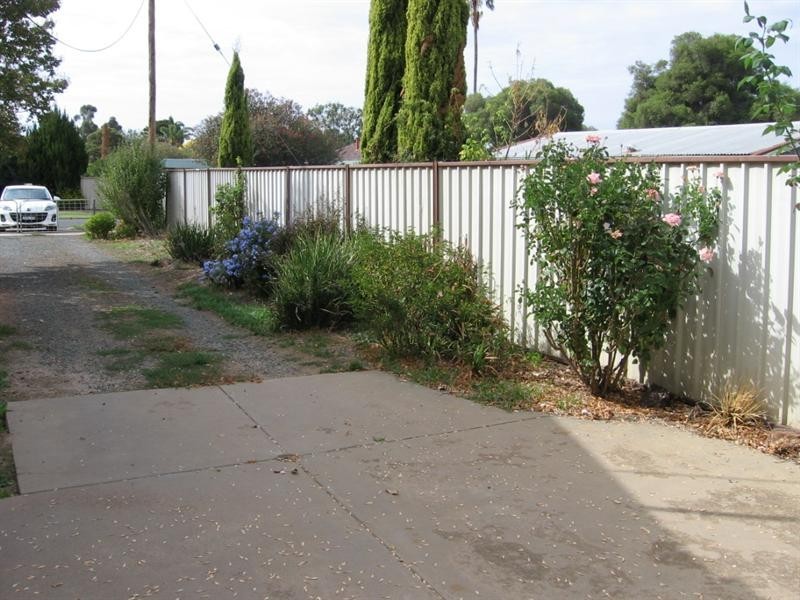 6 Hopetoun Street, Rochester VIC 3561