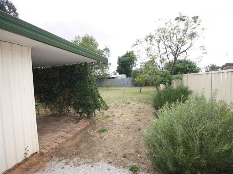 51 Hood Street, Rochester VIC 3561