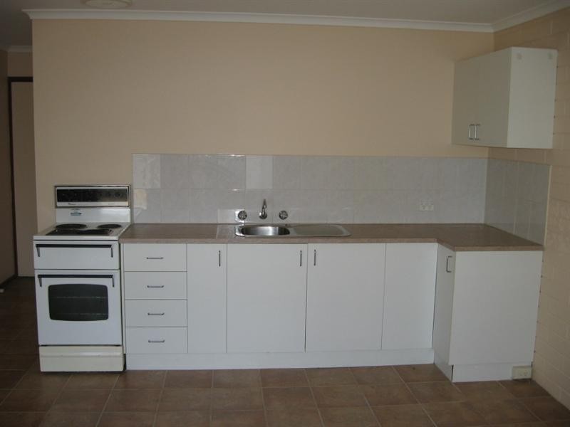 83 High Street, Rochester VIC 3561