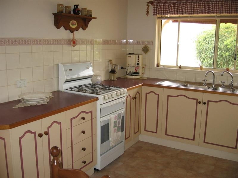 2 Leahy Court, Rochester VIC 3561