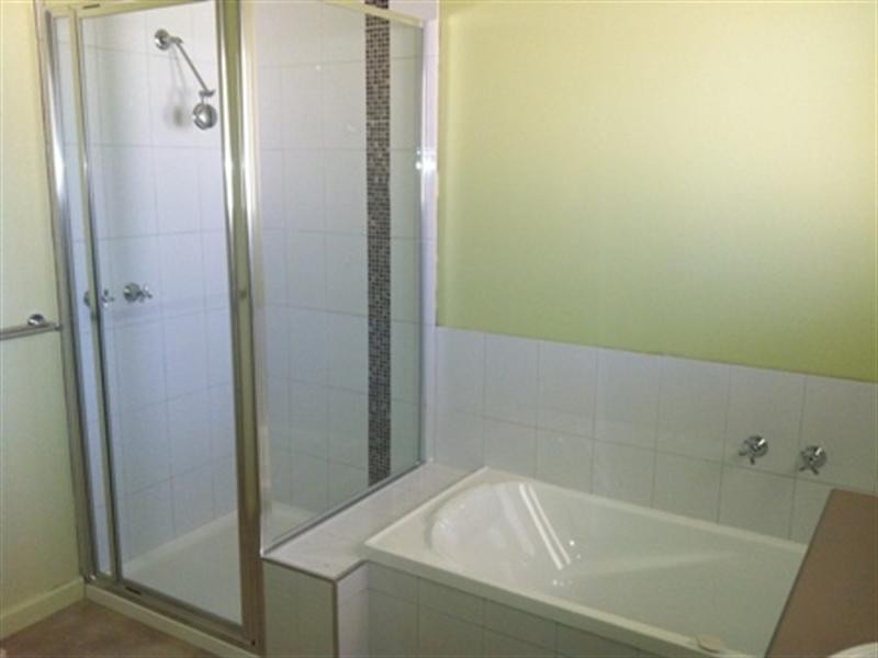 1 Mackay Street, Rochester VIC 3561