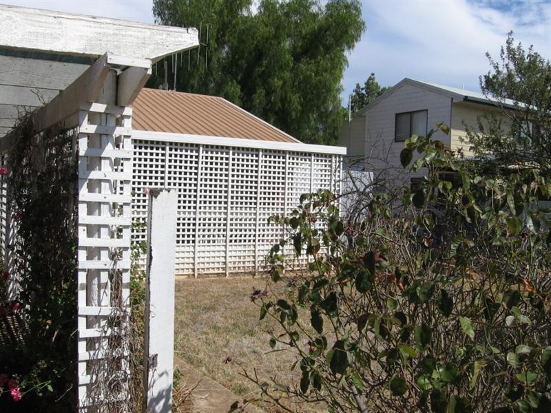 16 Margaret Street, Elmore VIC 3558