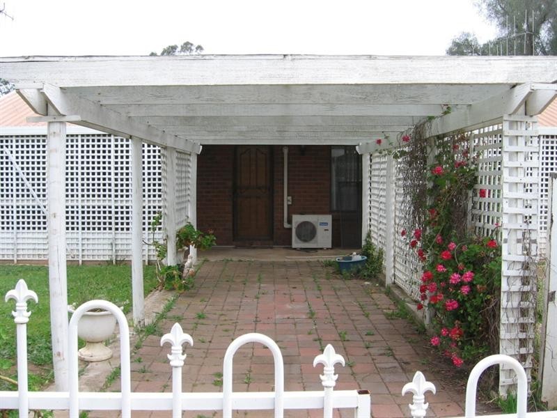 16 Margaret Street, Elmore VIC 3558