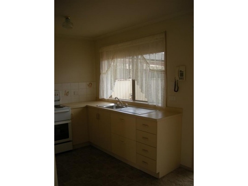 37 Francis Street, Rochester VIC 3561