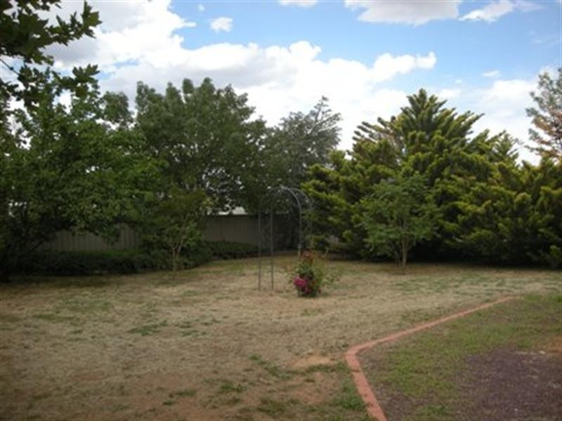 37 Francis Street, Rochester VIC 3561