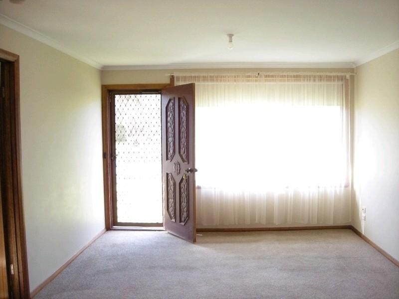 2/9 Fraser Street, Rochester VIC 3561