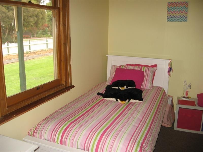 38 Dudley Street, Rochester VIC 3561