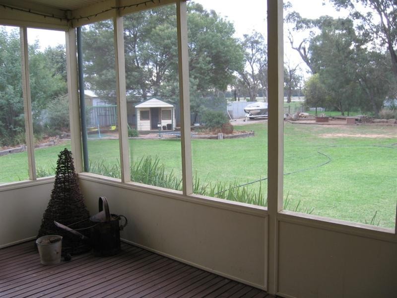 38 Dudley Street, Rochester VIC 3561