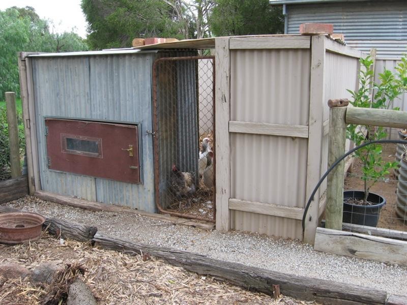 38 Dudley Street, Rochester VIC 3561