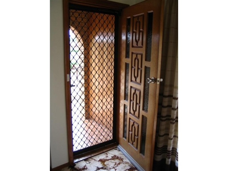 19 Dudley Street, Rochester VIC 3561