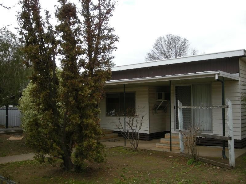 12 Church Street, Rochester VIC 3561