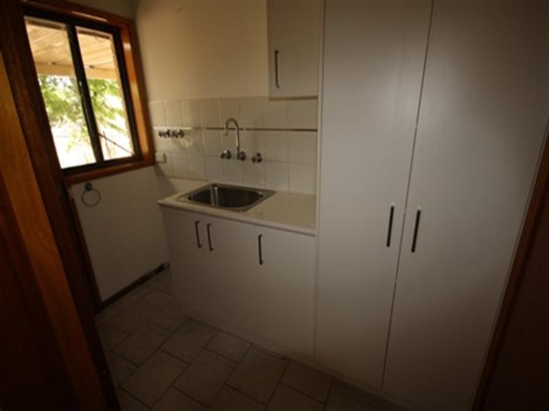 1 Phillips Street, Rochester VIC 3561