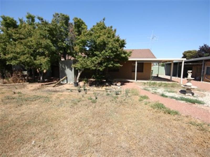 1 Phillips Street, Rochester VIC 3561